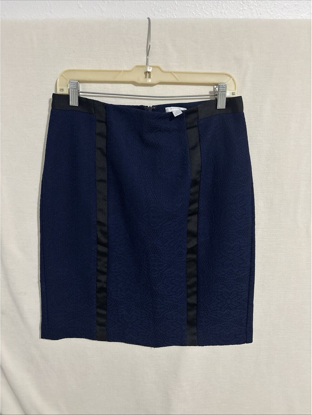 New York And Company Skirt Women's Size 10 Blue Polyester Rayon
